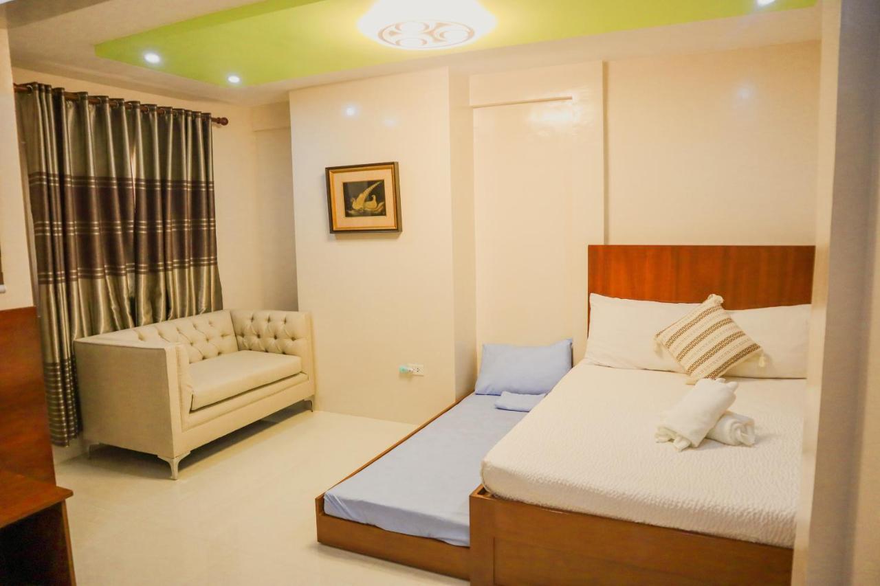 Youhan Beach Resort San Antonio  Buitenkant foto