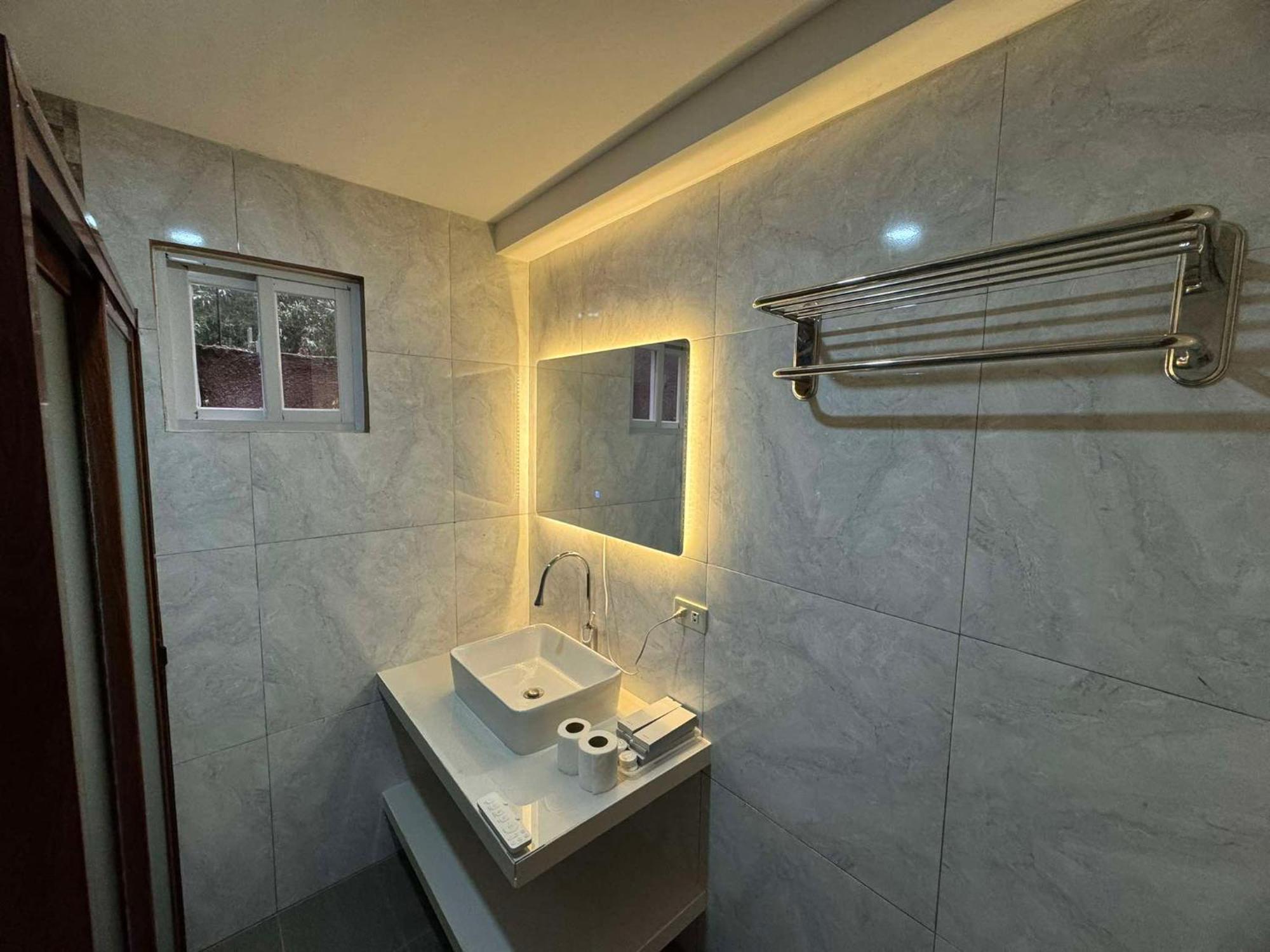 Youhan Beach Resort San Antonio  Buitenkant foto